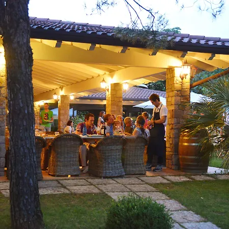 Hotel apartamentowy Park Il Gabbiano 4*